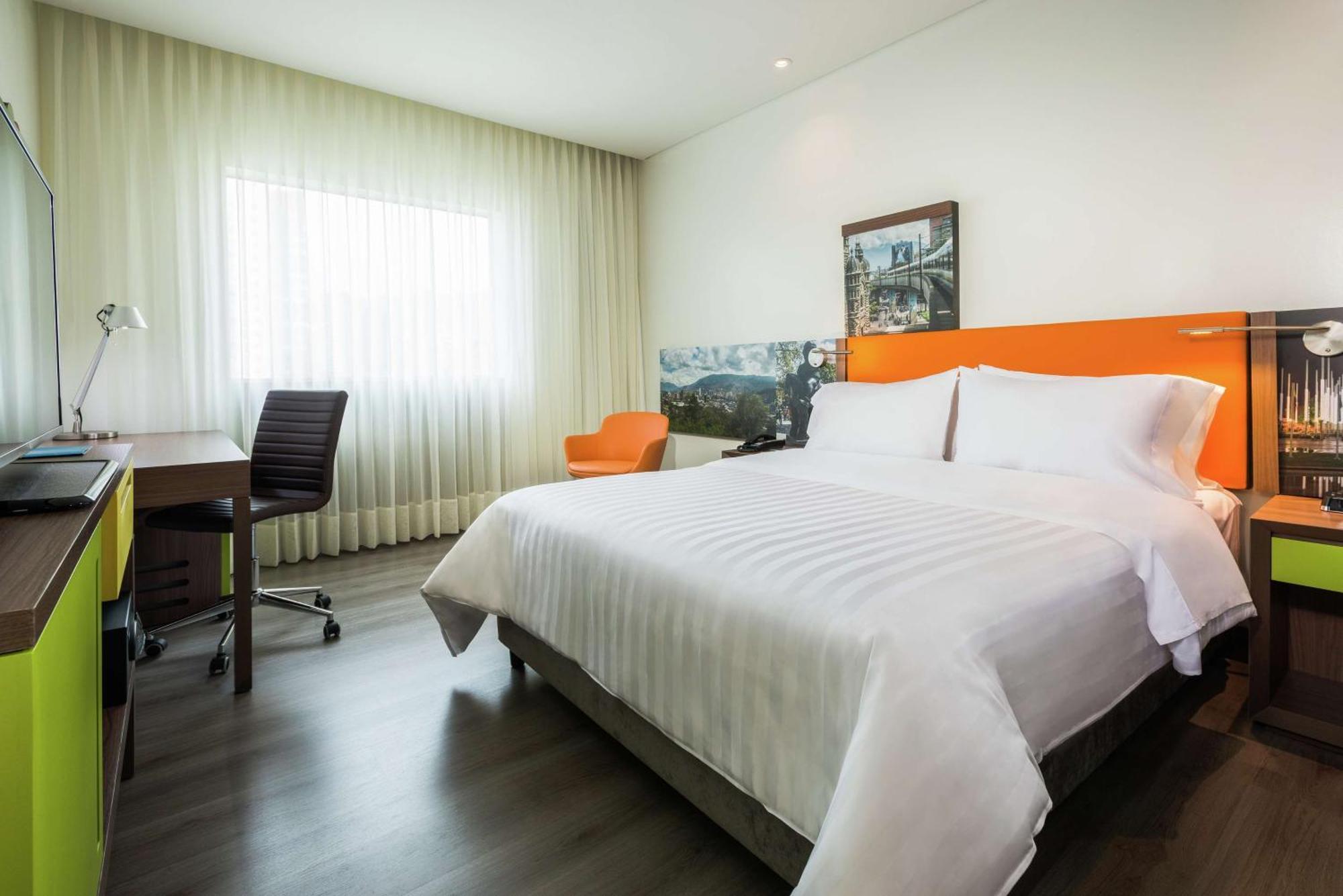 מלון Hampton By Hilton בוקארמנגה מראה חיצוני תמונה