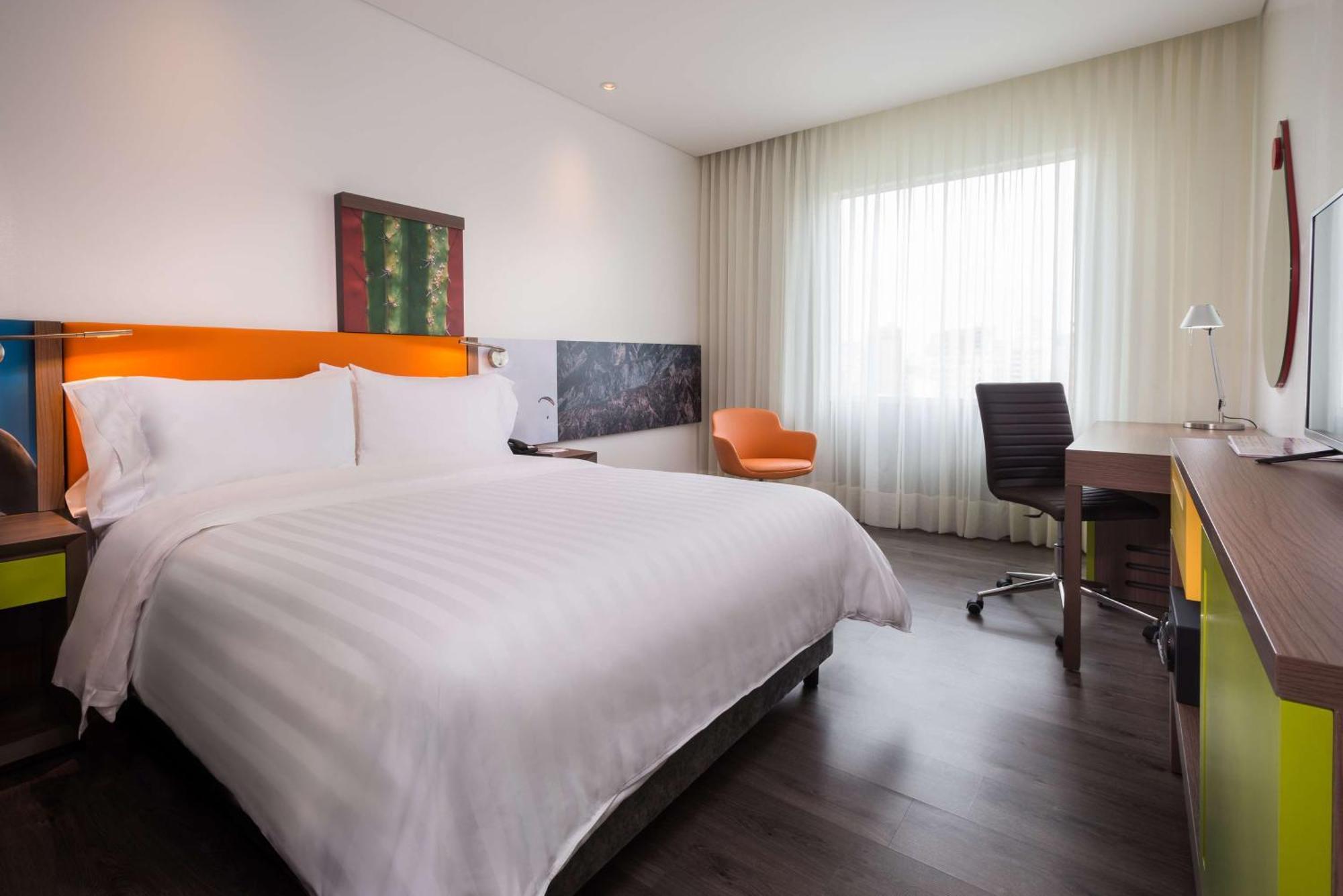 מלון Hampton By Hilton בוקארמנגה מראה חיצוני תמונה